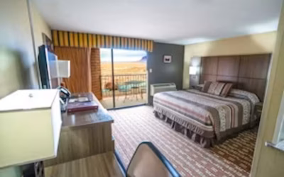 King Bed Room with View - Goulding's Resort - Monument Valley, Arizona Hotel Rooms